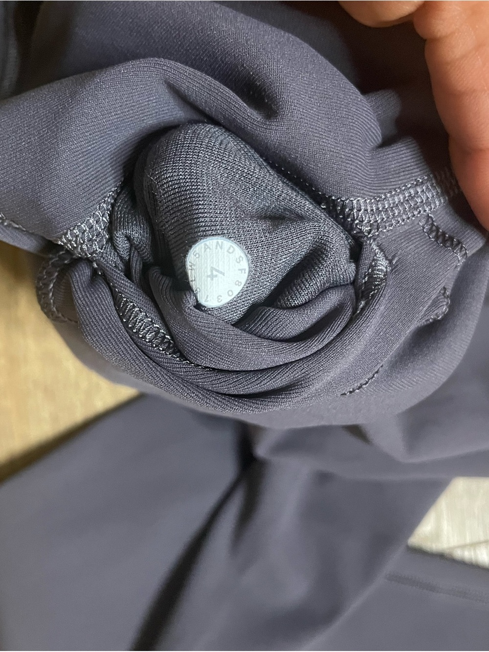 Lululemon Wunder Under High Rise Leggings 28", Size 4- in solid charcoal gray - Picture 8 of 10